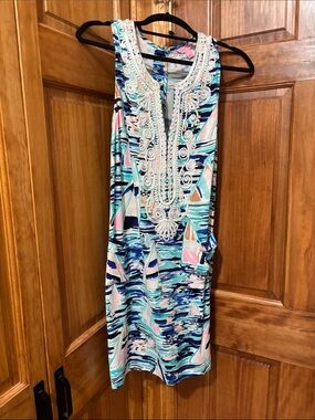 Sleeveless Embroidered Marina-Print Shift Dress - Blue/Pink